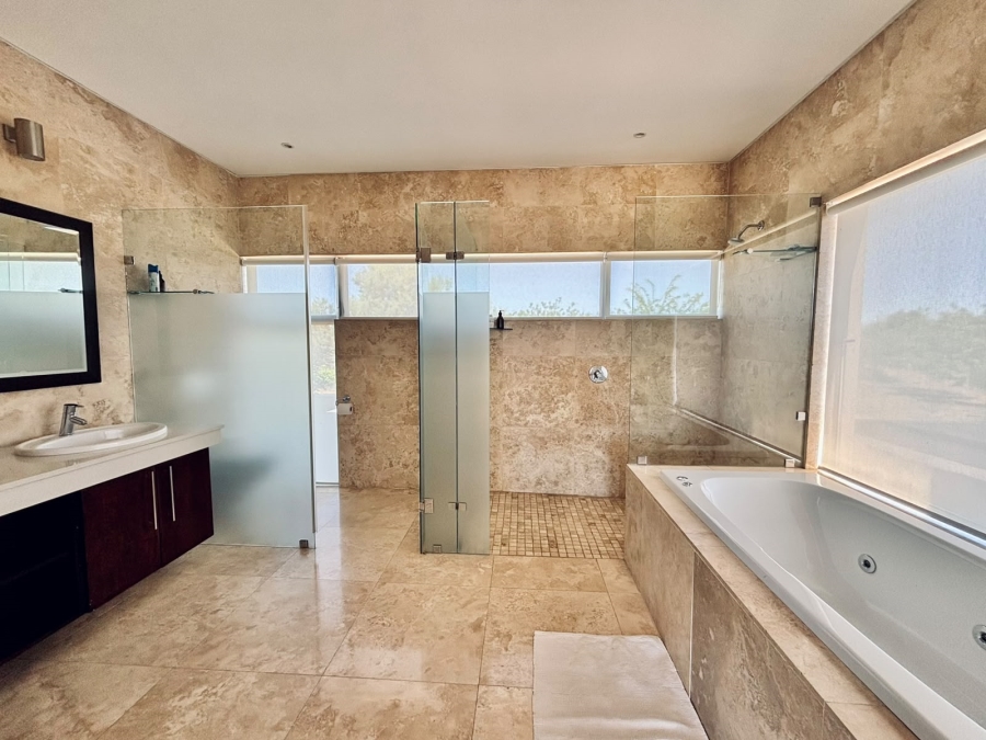 5 Bedroom Property for Sale in Waterford Golf and River Estate Free State